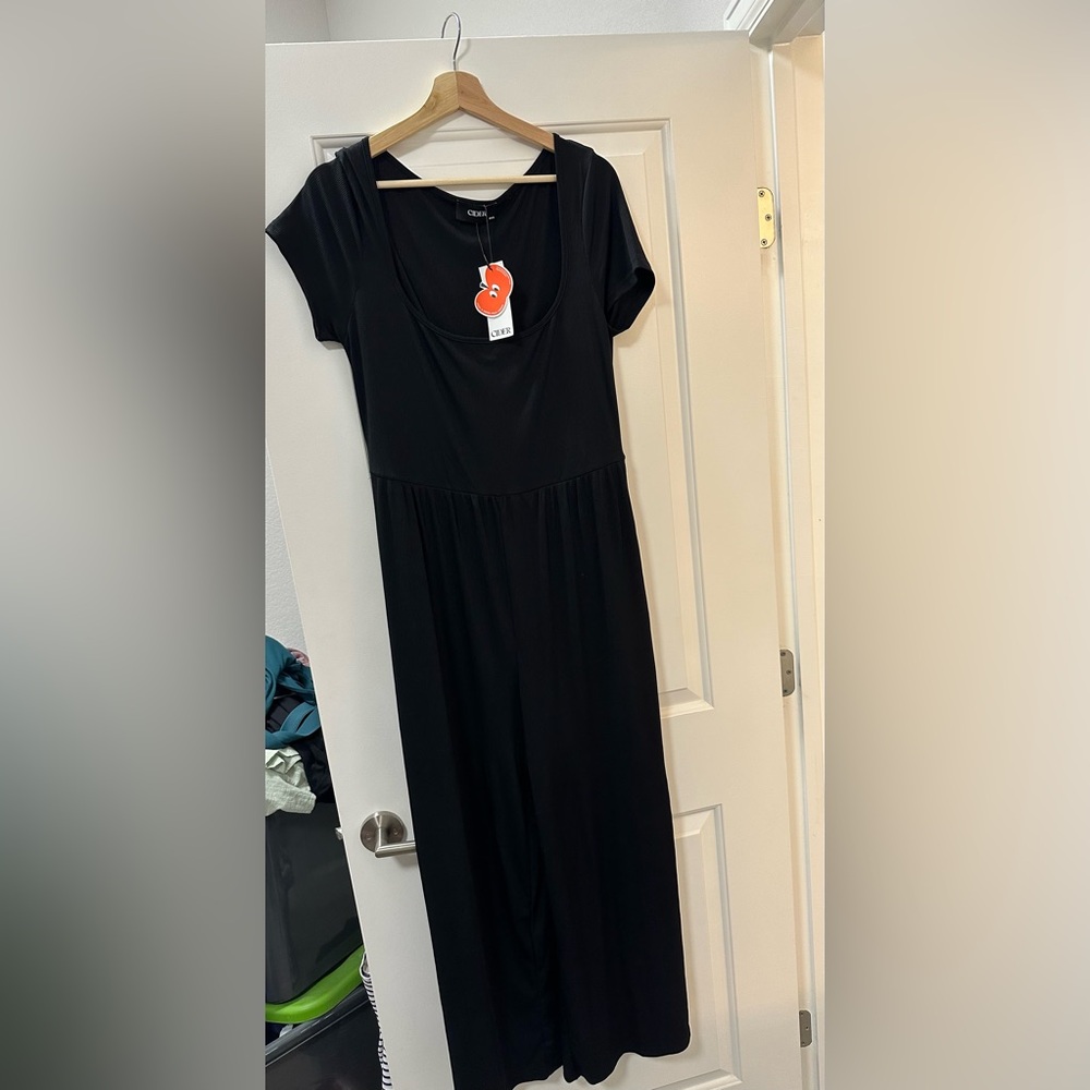 NWT Cider scoop neck short sleeve wide leg jumpsuit size 12-14 Black